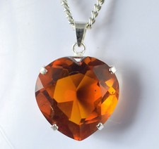 Ciondolo 66,20 Ct Brasiliano Citrino Forma Cuore Gemma Certificato Ultimo Design