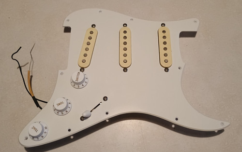 Battipenna fender stratocaster - battipenna,