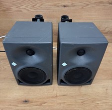 2 monitor da campo vicino