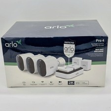 ✨ SIGILLATO✨ Arlo Pro 4 3