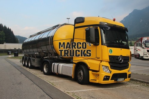Foto camion mercedes - foto,