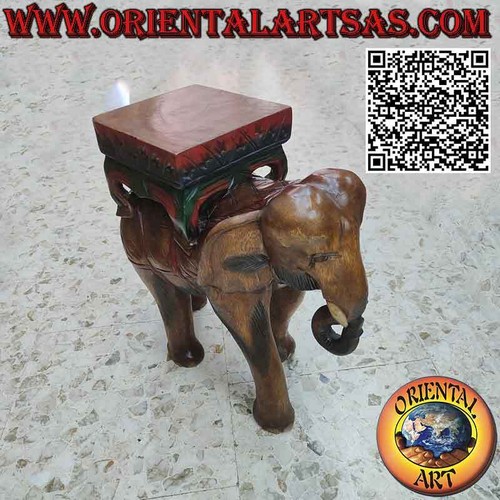 Scultura elefante indiano con