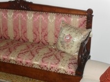divano antico primi '800- stile Carlo X restaurato in legno massello.