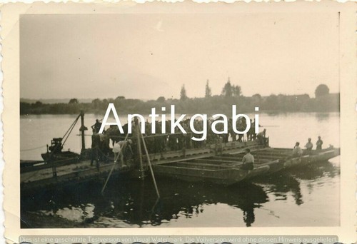 Foto soldati attraversano - foto,