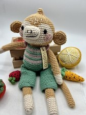 Scimmietta amigurumi, fatto a mano, pupazzo handmade, Peluche, idea regalo