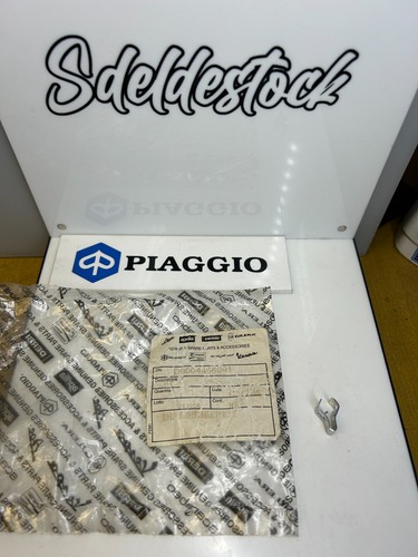 Agrafe aprilia piaggio vespa - agrafe,