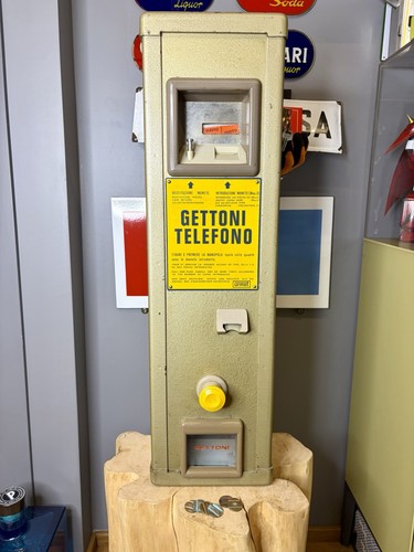Gettoniera per telefono - gettoniera,