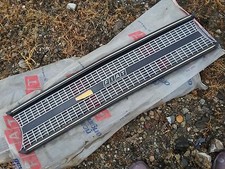 mascherina griglia calandra per Fiat 124 berlina