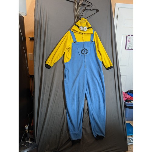 Despicable minion one - one, piece
