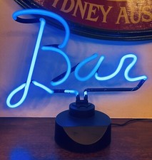 Insegna luminosa neon - al, da