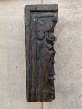 Antica staffa da parete in