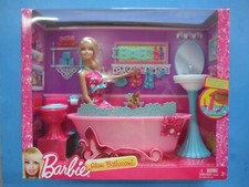 2012 BARBIE GLAM BAGNO PLAYSET