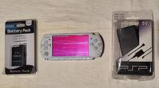 Sony PSP Slim 3004 Bianca (White Pearl) + Memory 2GB Completa e funzionante RARA