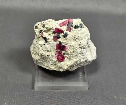 Red beryl matrix - matrix,, wah