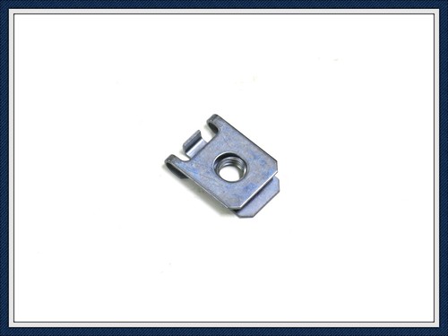 Clip fissaggio paraurti - clip,