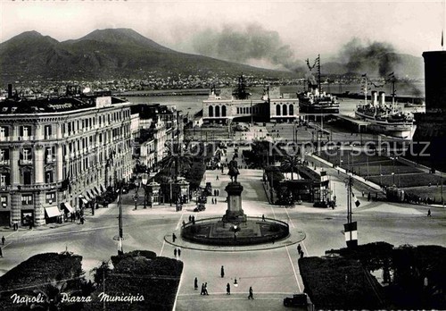 Napoli piazza municipio - piazza,