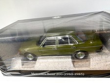 1:18 Norev Mercedes-Benz 200