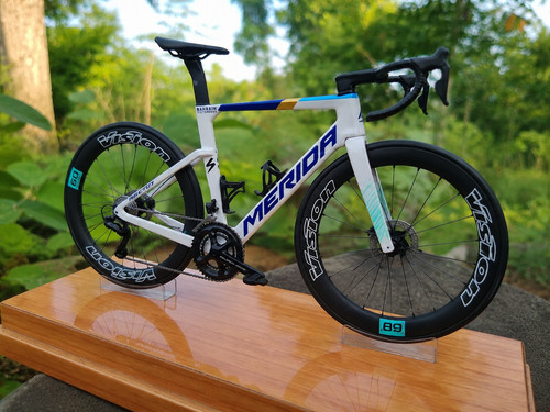 Bicicletta miniatura merida - bicicletta,