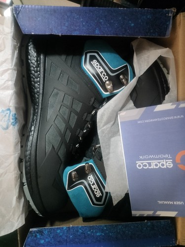 Scarpe antinfortunistica - scarpe,