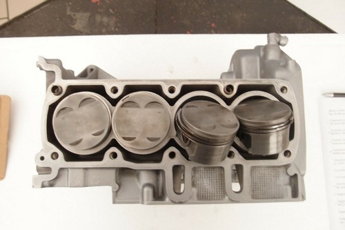 Blocco cilidri con pistoni - , bmw