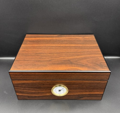 Brand new walnut - new, –