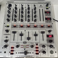 Behringer DJX700 Mixer