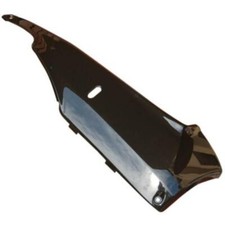 BLACK GLOSSY RIGHT UNDERBODY