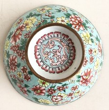 Antica ciotola cinese metallo smaltato dipinta a mano fiori frutti fondo azzurro