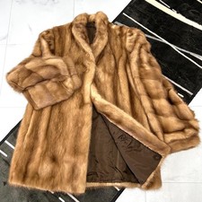 cappotto visone pastello