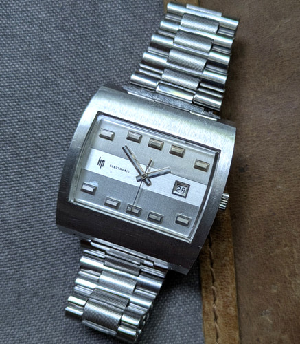 Montre ancienne vintage lip - ancienne, /
