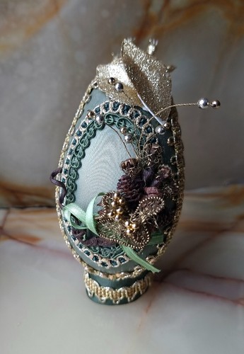 Raro uovo decorativo