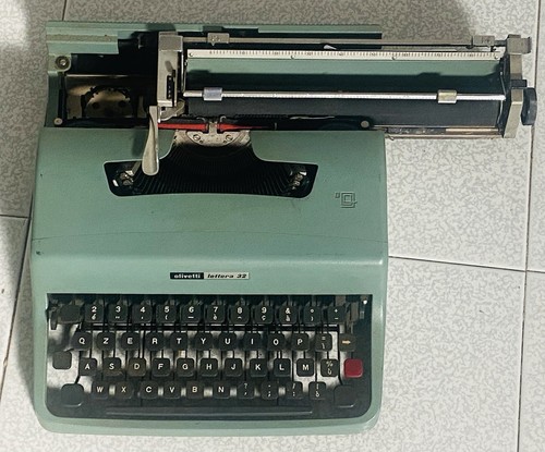 Macchina scrivere olivetti - scrivere,