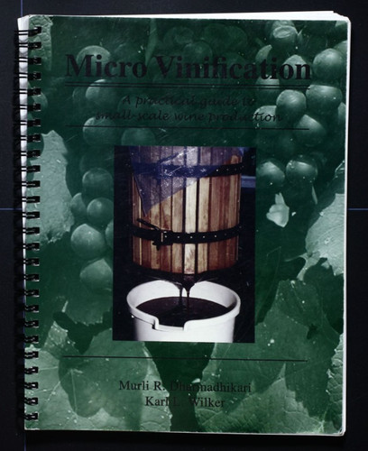 Micro vinification small - micro,