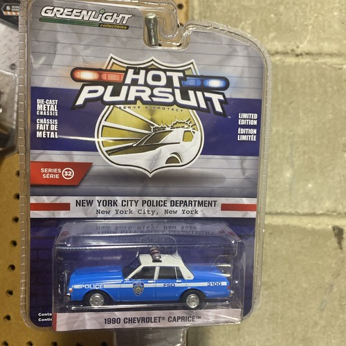 Greenlight hot pursuit - hot,