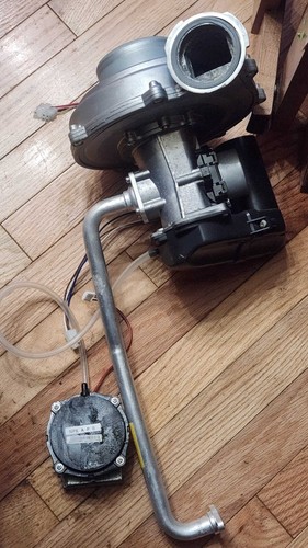 Gruppo ventilatore soffiatore