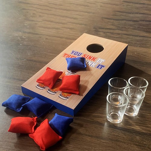 Gioco lancio sacchi di - di,