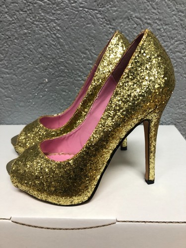 Scarpe col tacco - scarpe, leg