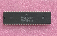 Motorola MC6821P interfaccia