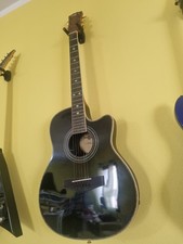 chitarra elettroacustica