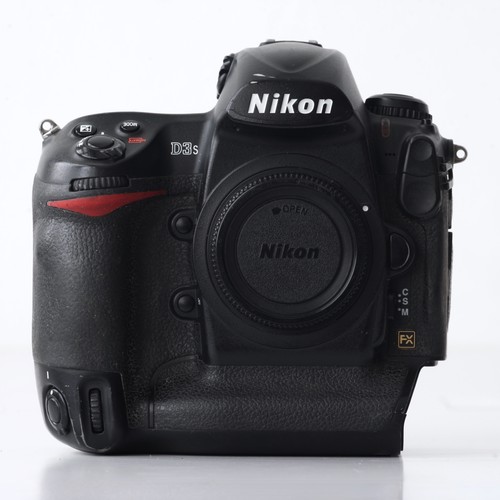 Nikon d3s - nikon,