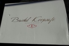 Splendido abito da sposa in