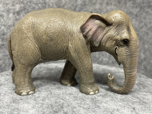 Elefante schleich - schleich, (2011)