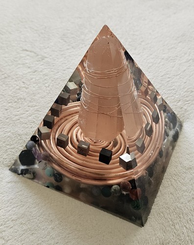 Orgonite elemental pyramid - elemental,