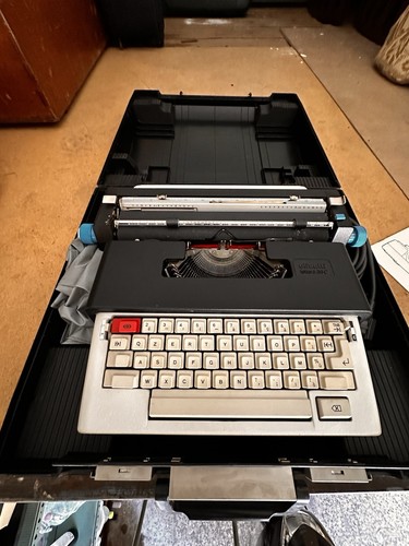 Olivetti lettera macchina - c,