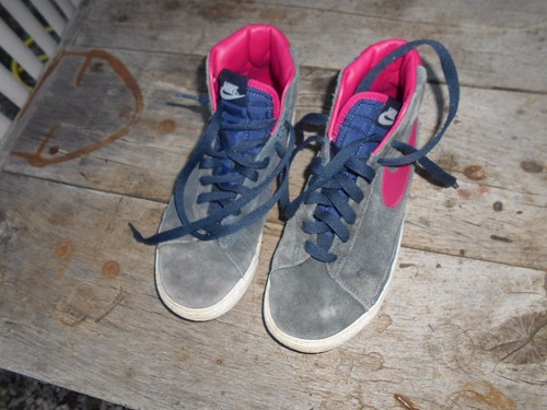 Rares baskets nike bleu - ,