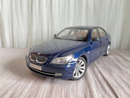 Kyosho bmw series e60 - 1:18,