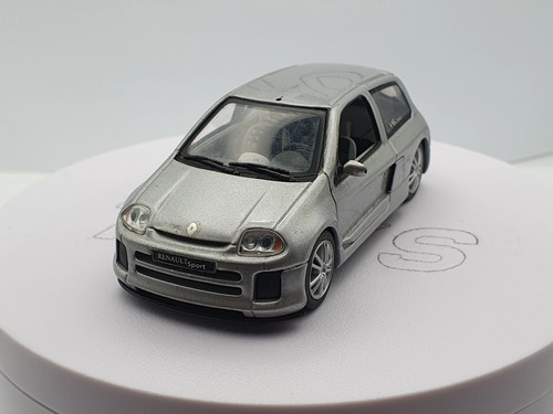 Renault clio 3000 43 - 3000, 1/43