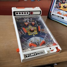 TOMY Pinngg Ball Flipper