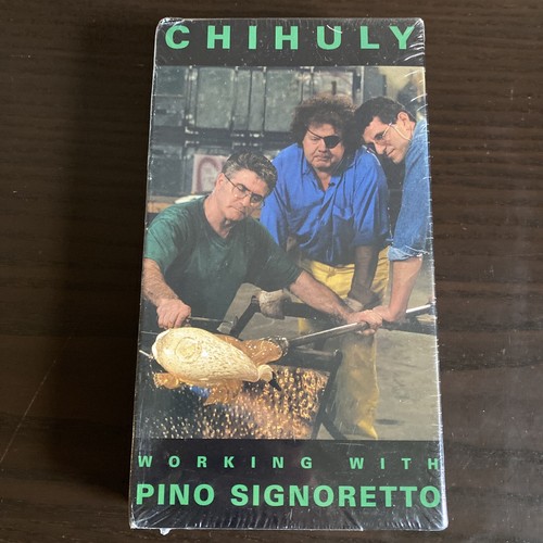 Chihuly working with - chihuly,