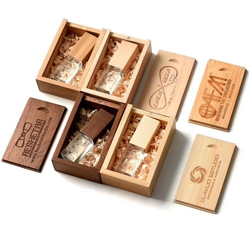 Flash drive usb2 - in, legno